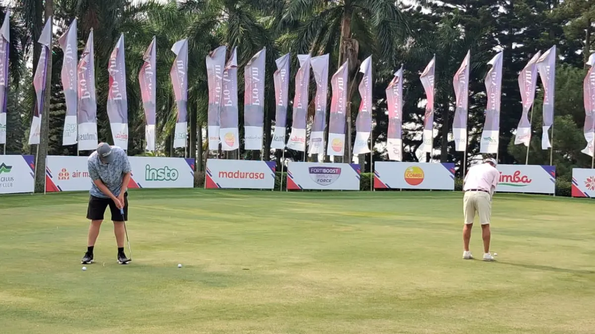 Olahraga Golf yang kini sudah berkembang menjadi bagian dari gaya hidup di Bogor. (Muhammad Ali/Radar Bogor)