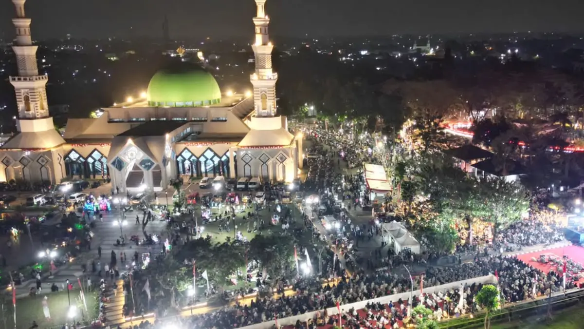 Suasana Maulid Nabi Muhammad SAW Kabupaten Bogor 1448 Hijriah di Cibinong, Kabupaten Bogor, Sabtu, 22 Agustus 2026. (Azis/Radar Bogor)