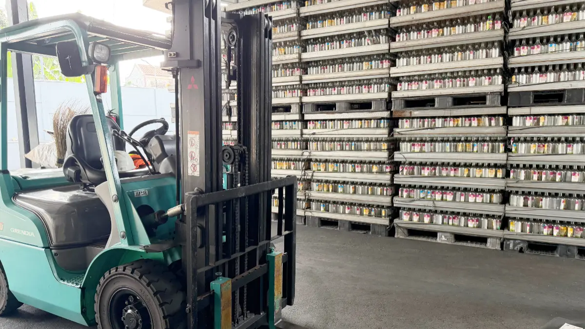 Pemerintah Kabupaten Bogor menghentikan aktivitas produksi minuman beralkohol di wilayah Citeureup. (Dok. Diskominfo Kabupaten Bogor)
