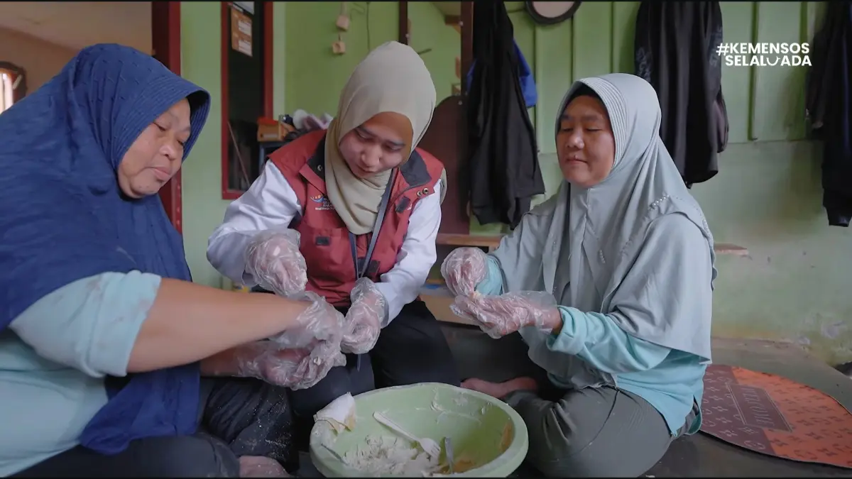 Kegiatan PPSE untuk KPM bansos yang ingin mandiri secara ekonomi (YouTube Kemensos RI)