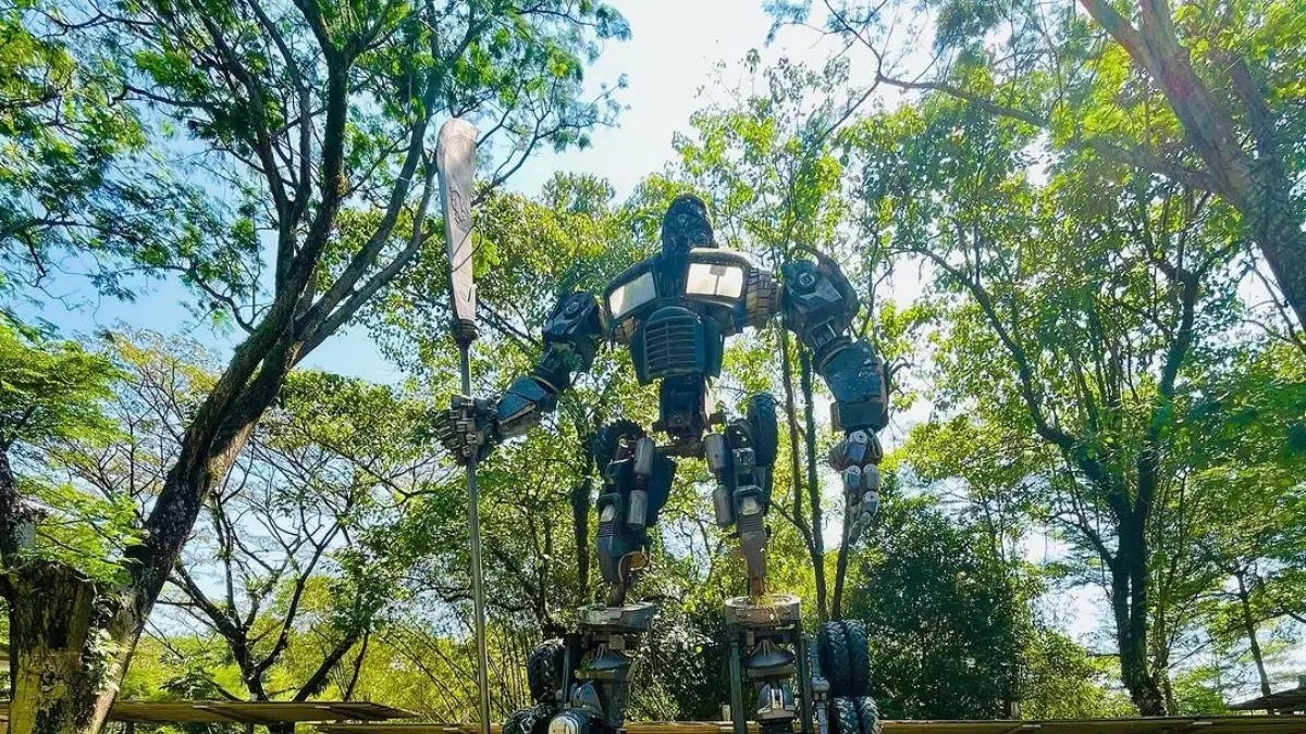 Salah satu spot foto di Ecoart Park Sentul, Bogor. Foto: Instagram