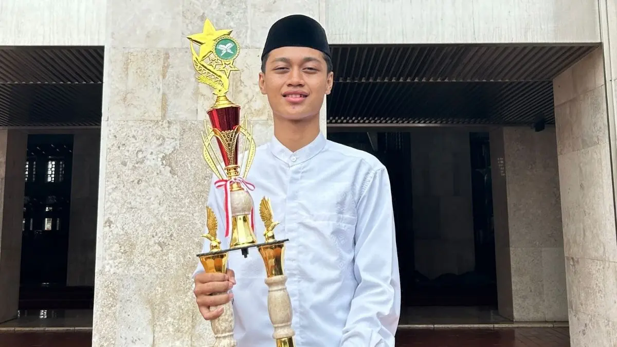 Siswa MAN 1 Bogor, Ali Faqih saat meraih juara perlombaan MTQ di Masjid Istiqlal. (Foto:Dok Pribadi)