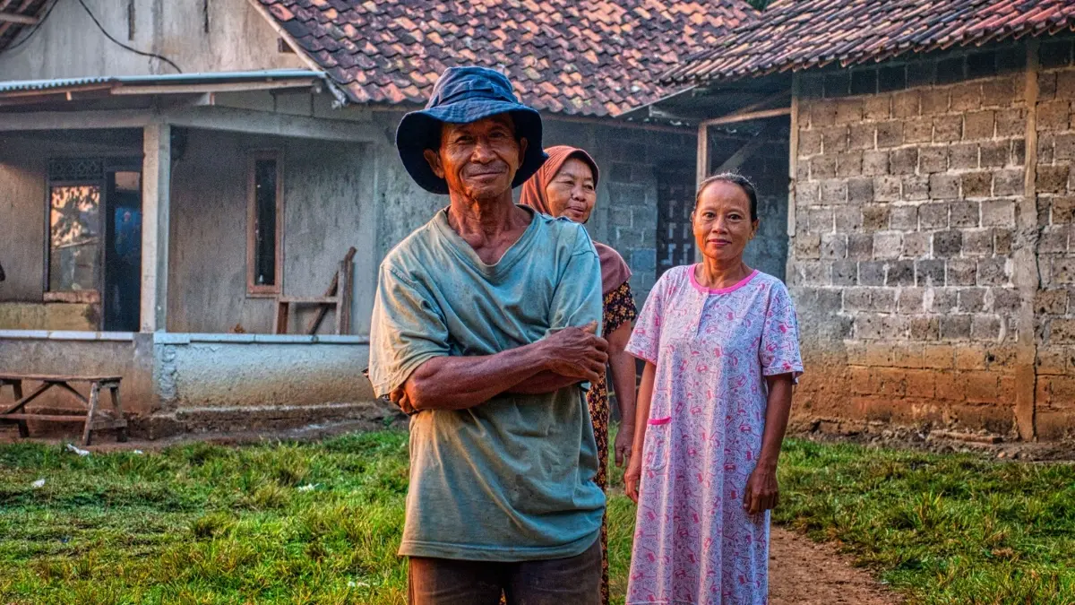Ilustrasi masyarakat yang masuk kelompok desil satu sampai empat pada DTSEN. (Pexels/Tom Fisk)