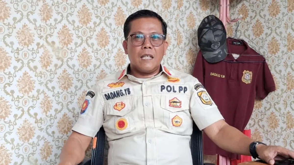 Kasi Trantib Kecamatan Jonggol Dadang Yazid Bustomi saat menyampaikan keterangan, Senin, 31 Agustus 2026). (Muhammad Ali/Radar Bogor)