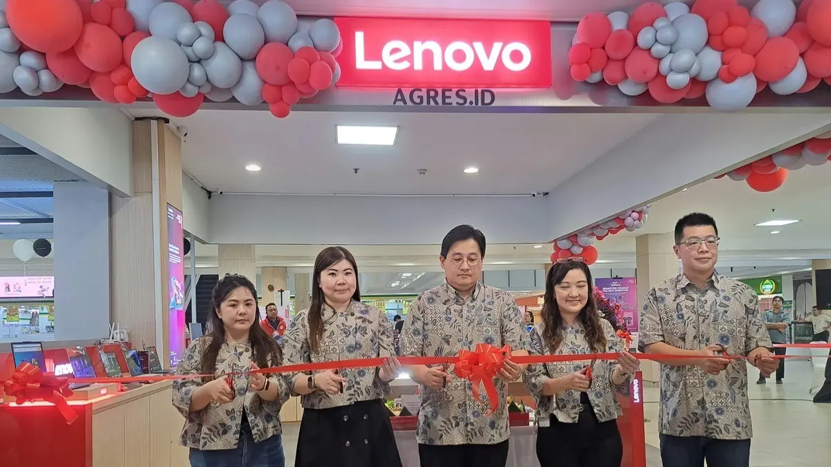 Grand Opening Lenovo Exclusive Store di Plaza Jambu Dua. Foto: Reka Faturachman