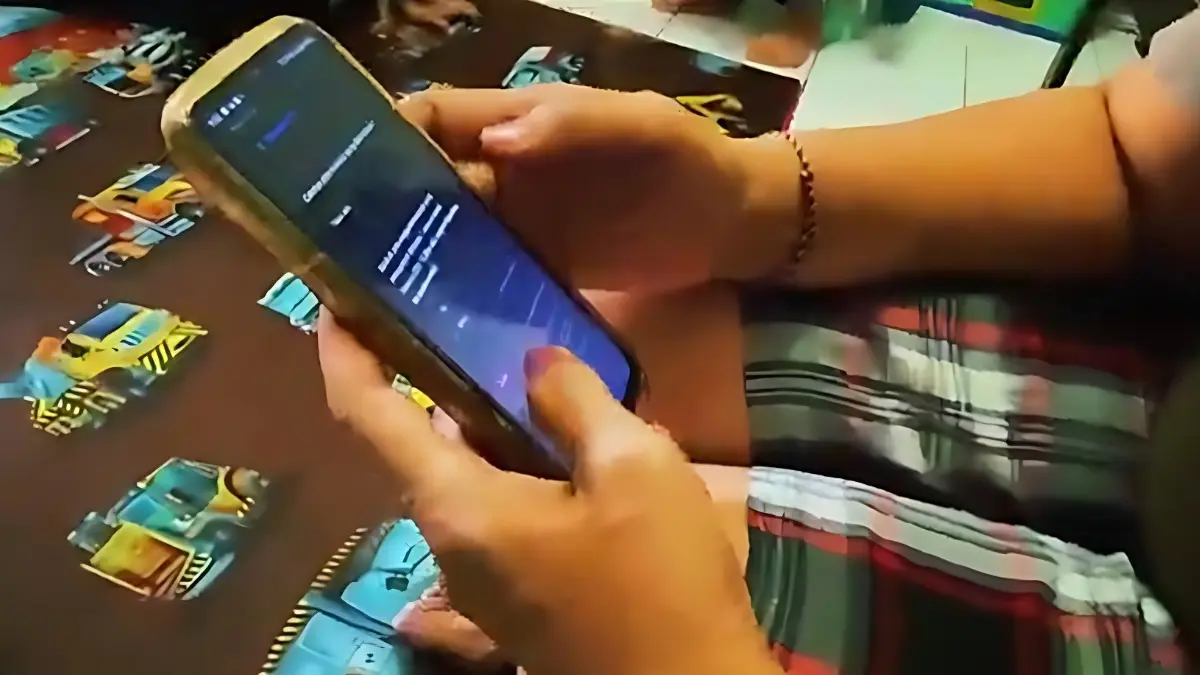 Warga Kota Bogor sedang mengisi link SI-ANTIK.