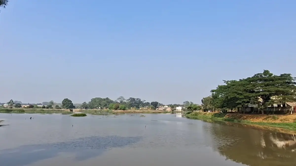Situ Burangkeng (YouTube Plesiran asik)