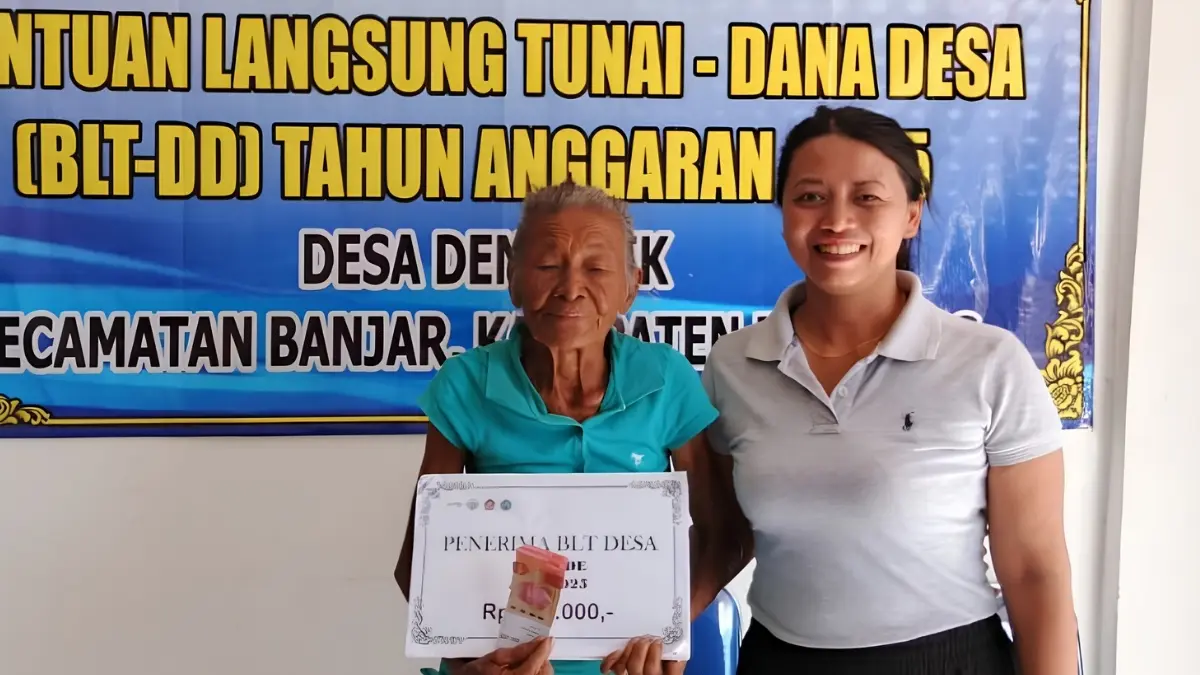 Ilustrasi penyaluran BLT Dana Desa tahun 2026 kepada KPM. (dencarik-buleleng.desa.id)
