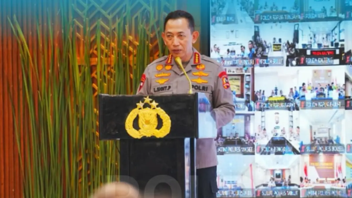 Kapolri Jenderal Polisi Listyo Sigit Prabowo menyampaikan terkait penetapan tersangka kasus pembakaran hutan dan lahan. (Instagram @divisihumaspolri)