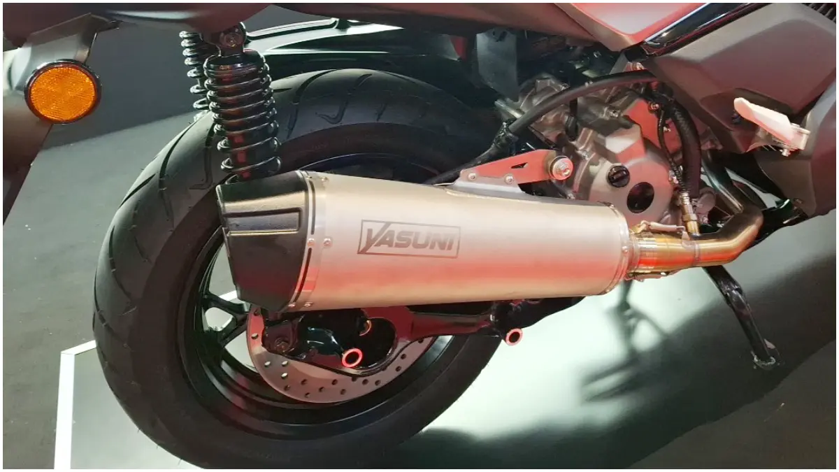 Knalpot Yasuni pada ajang Motorcycle Helmet Apparel Accessories Exhibition (IMHAX) 2026.