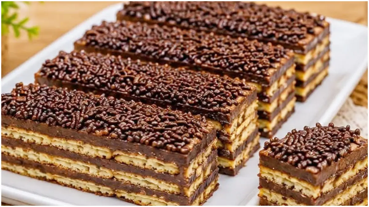Resep Puding Coklat Crackers yang dibagikan akun Instagram @dapursaturasa_. (Foto : Instagram @dapursaturasa_)