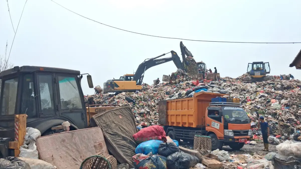 Pembungan sampah di TPAS Galuga kembali dibuka, Rabu 9 September 2026. (Foto: Muhammad Ali/Radar Bogor)