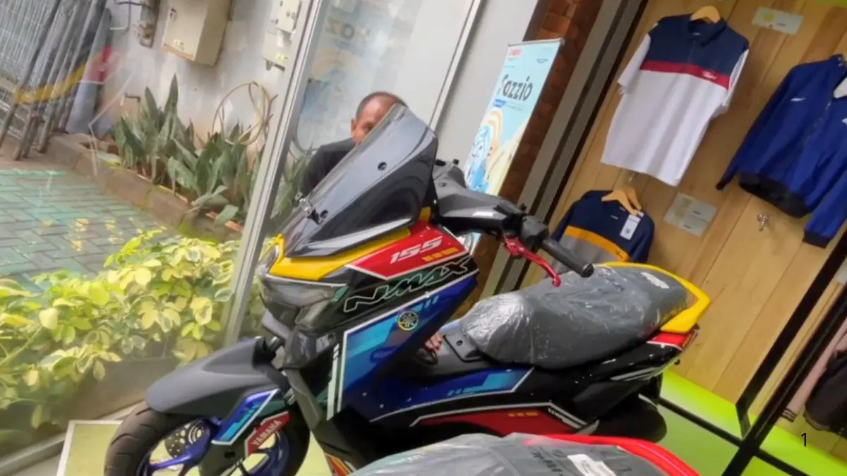 Yamaha NMAX Custom (Tangkapan Layar YouTube OTOMOTIF TV)