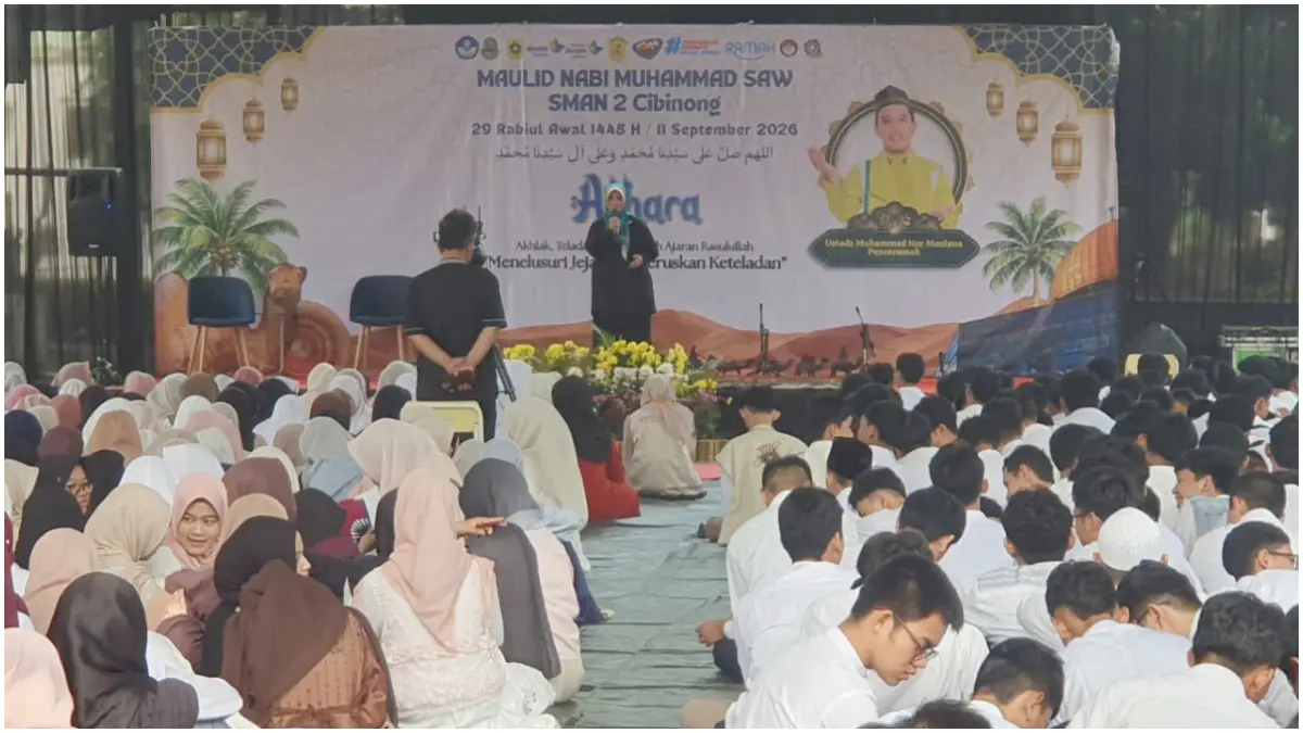 Peringatan Maulid Nabi Muhammad SAW di SMAN 2 Cibinong. (Foto : Billy/Radar Bogor)