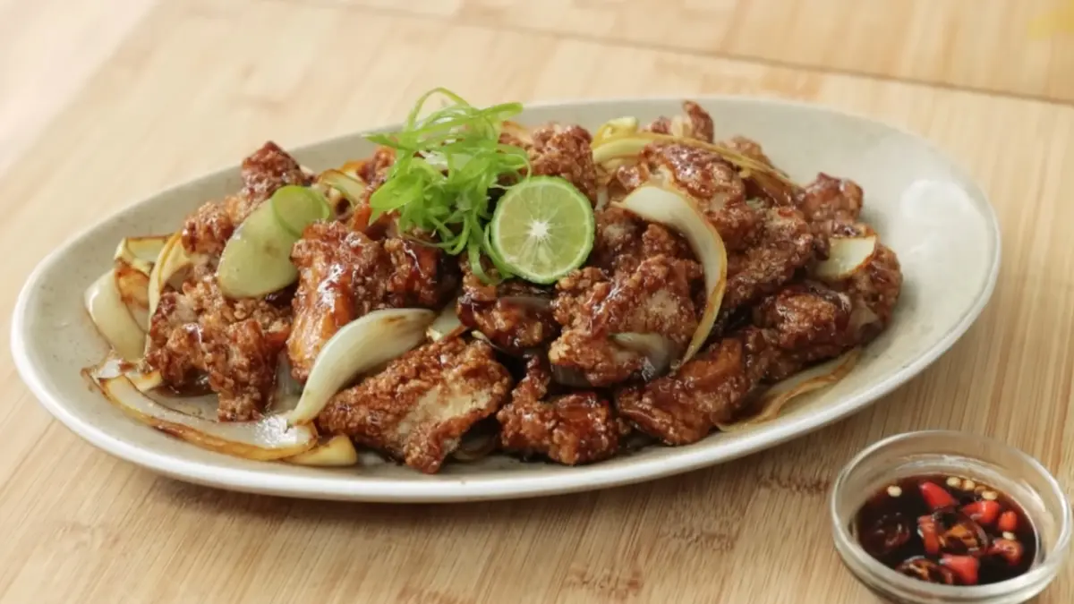 Ayam goreng krispi saus mentega (YouTube Devina Hermawan)