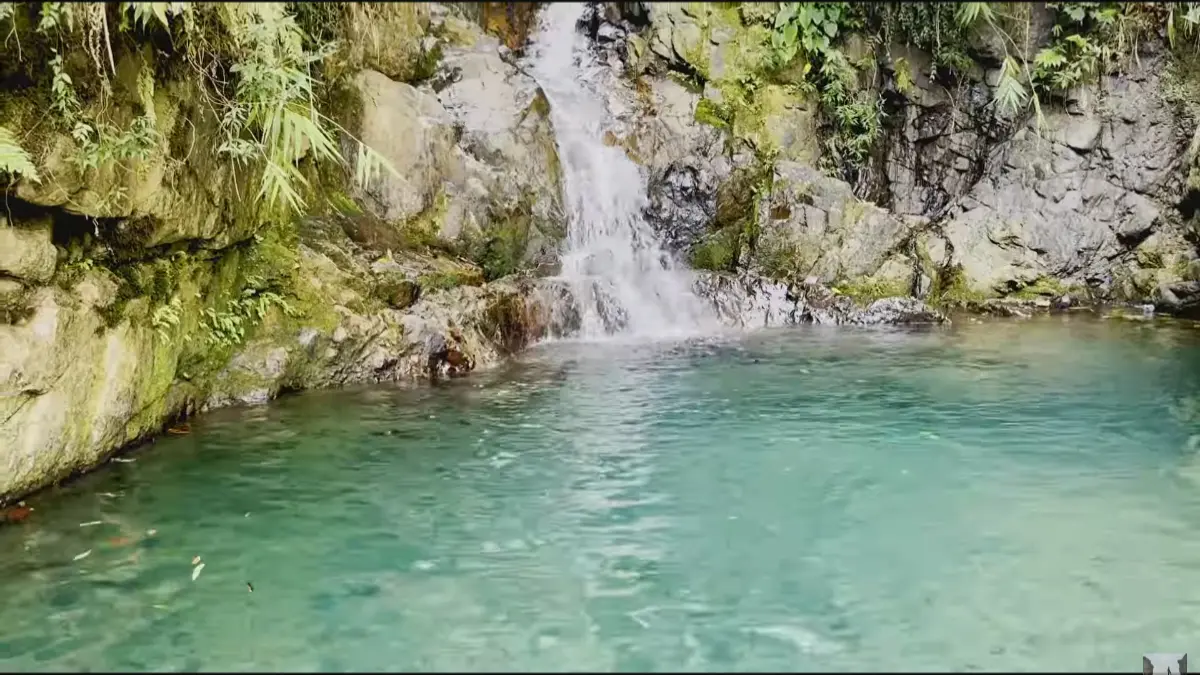 Wisata alam Curug Mariuk (YouTube Opal Raufal)