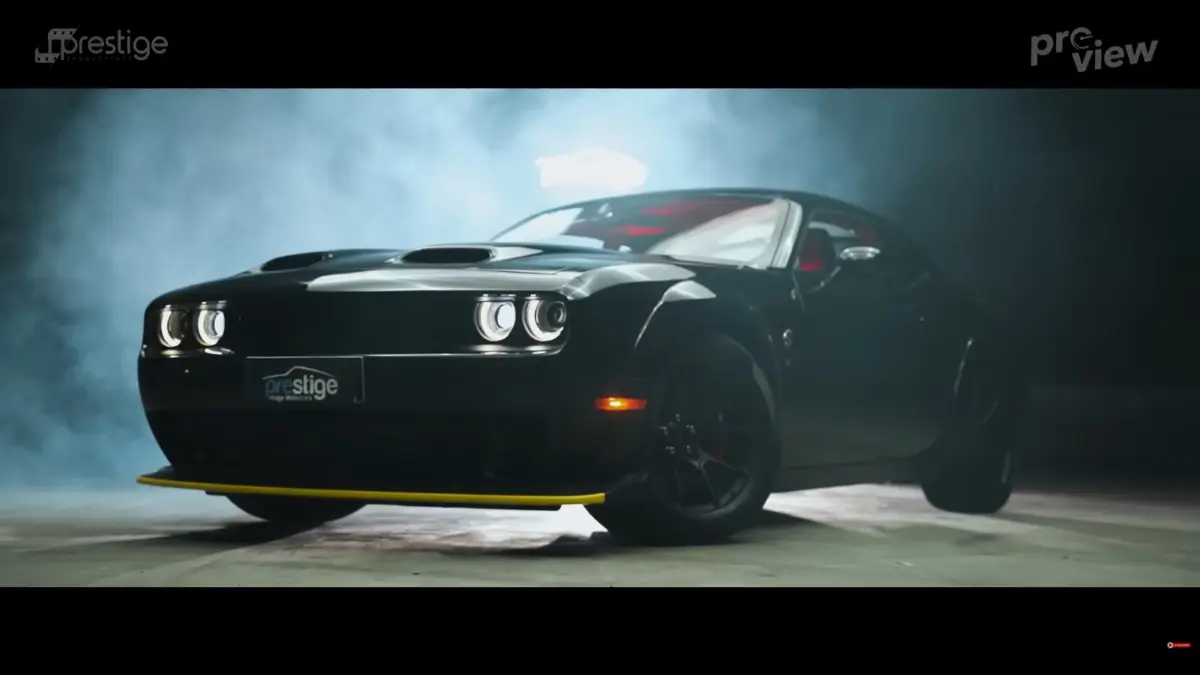 Dodge Challenger SRT Hellcat Redeye Widebody milik Raffi Ahmad tampil brutal dengan tenaga 797 HP dan torsi 958 Nm. Foto: YouTube Prestige Productions