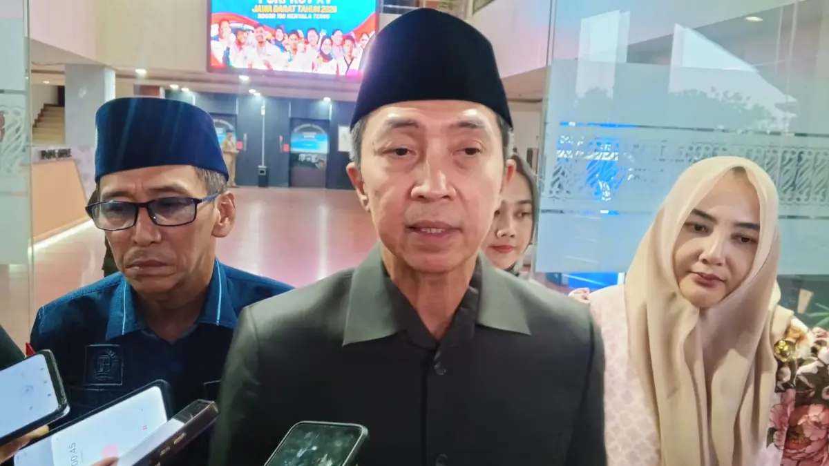 Wali Kota Bogor Dedie A Rachim saat ditemui usai Rapat Paripurna DPRD Kota Bogor. (Fikri/Radar Bogor)
