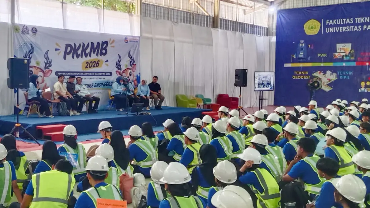 Fakultas Teknik Universitas Pakuan (FT Unpak) menggelar program Pengenalan Kehidupan Kampus Bagi Mahasiswa Baru (PKKMB) 2026 pada Kamis, 17 September 2026. (Ruri/Radar Bogor)