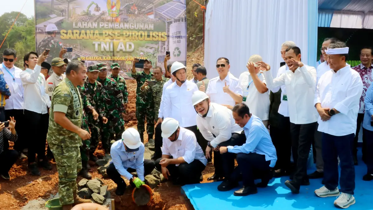 Peletakan batu pertama pembangunan PSEL di Cibungbulang, Kabupaten Bogor, Kamis, 17 September 2026. (Hendi Novian/Radar Bogor)