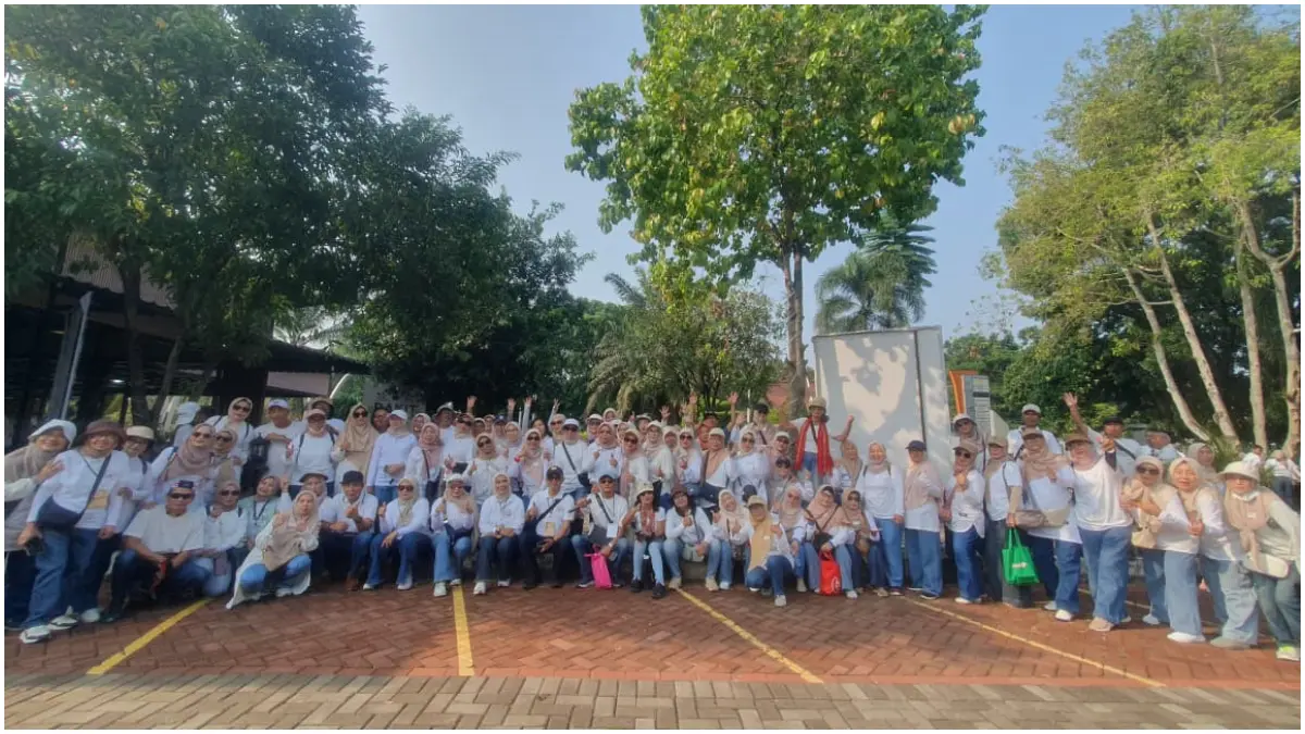 Kegiatan Jalan Sehat yang digelar Keluarga Alumni Lintas SLTA Bogor Angkatan 83.