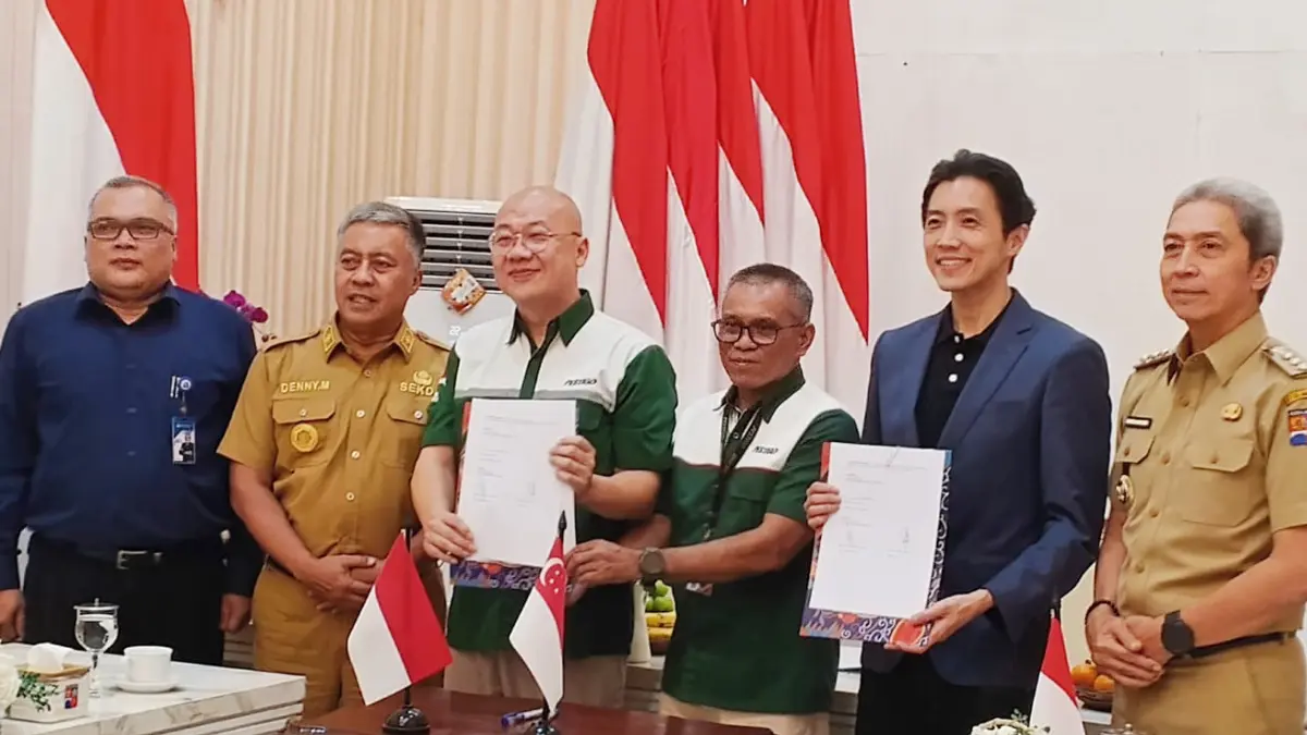 Penandatanganan MoU ENTECH Global Solutions dengan APCO Group di Paseban Punta, Balai Kota Bogor Senin, 21 September 2026. (Fikri/Radar Bogor)