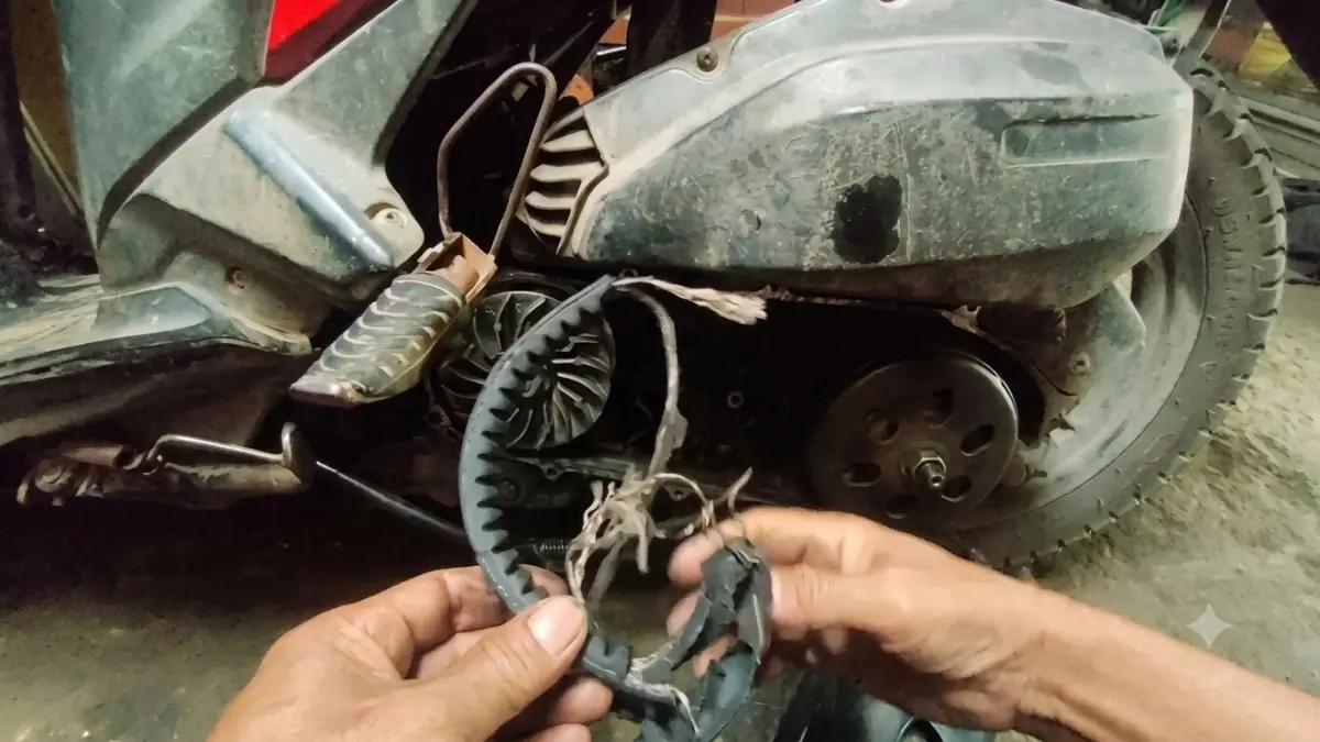 Ilustrasi V-Belt motor putus (YouTube Mulya motor)