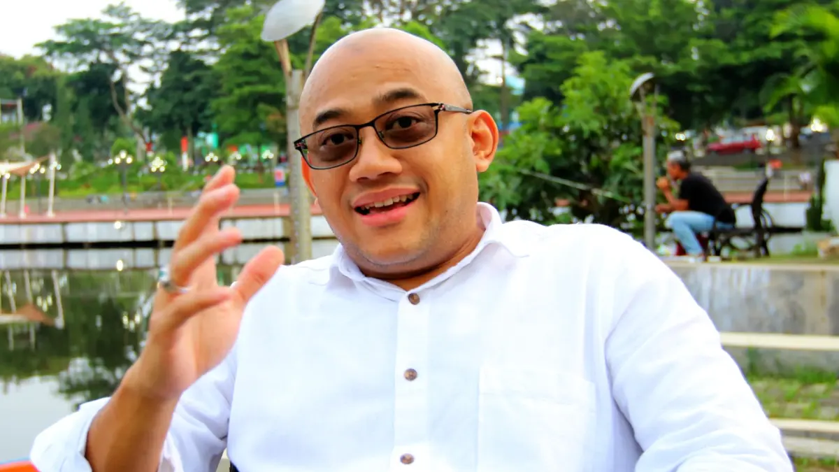 Praktisi Hukum Dodi Fartodi saat menyampaikan keterangan kepada Radar Bogor. (Hendi Novian/Radar Bogor)