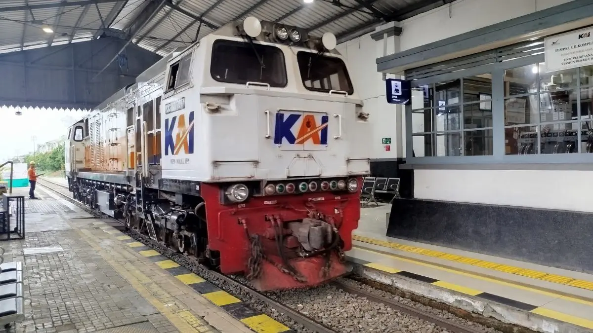 Kereta api di jalur Bogor-Sukabumi