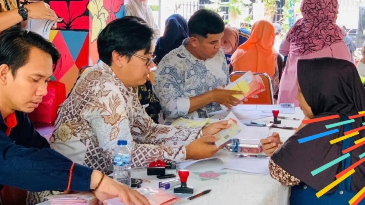 Ilustrasi penyaluran bansos PKH BPNT kepada KPM (Instagram @kejorarptra)
