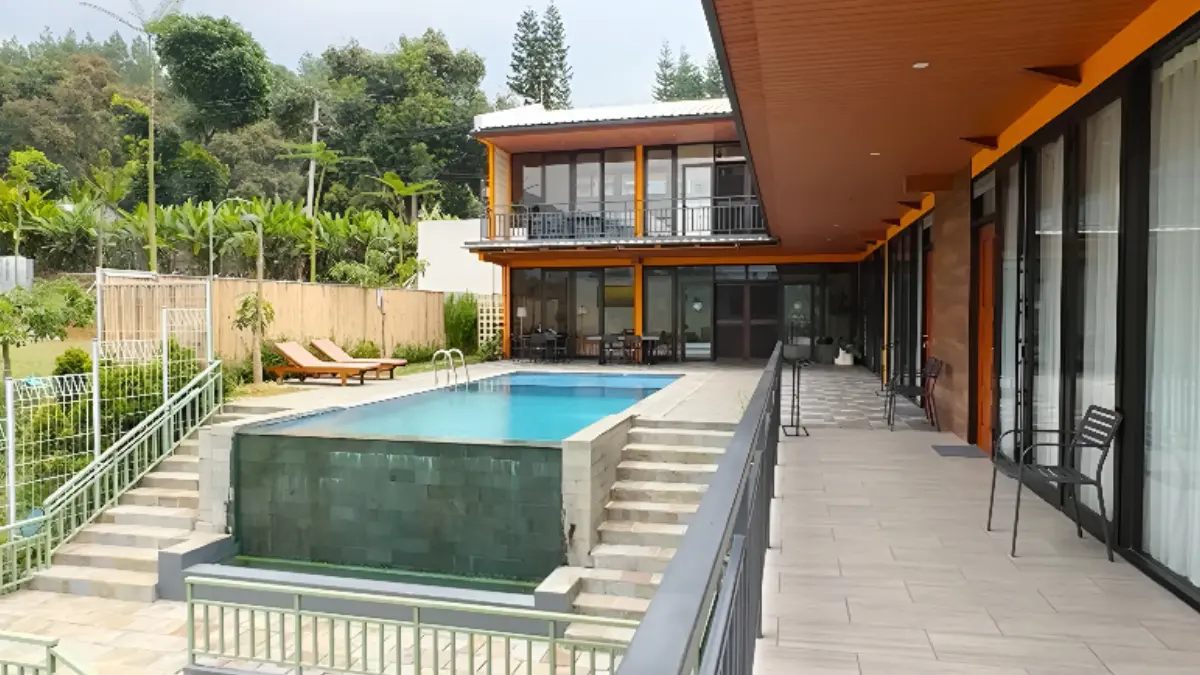 Villa Favore Puncak (YouTube Delvi Yenty)