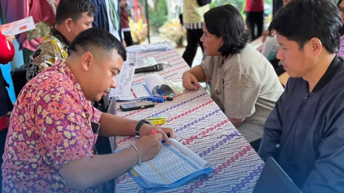 Ilustrasi penyaluran Bantuan Subsidi Upah ke Penerima (Instagram @rptramalinjo)