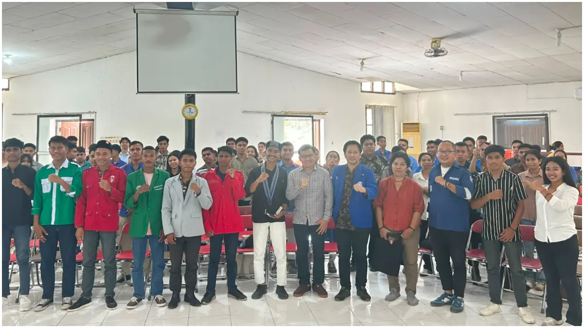 Seminar Sekolah Perdamaian GAMKI di Sumba Timur bersama Komnas HAM RI.