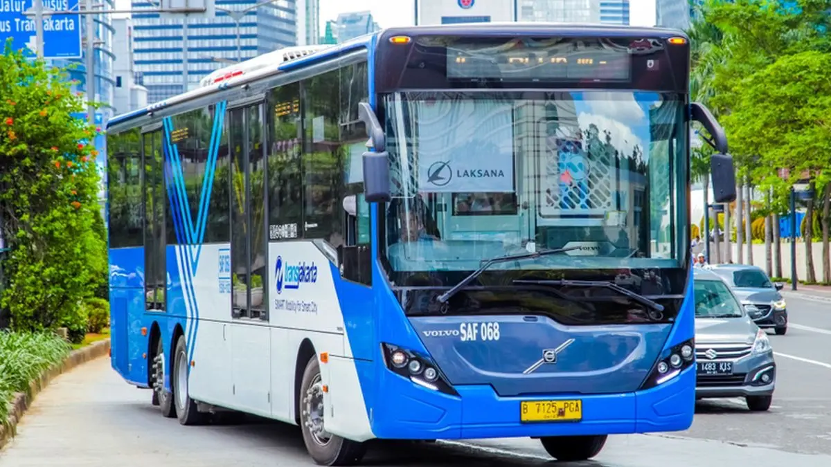 Transjakarta. Foto: Laman Tribratanews Polri