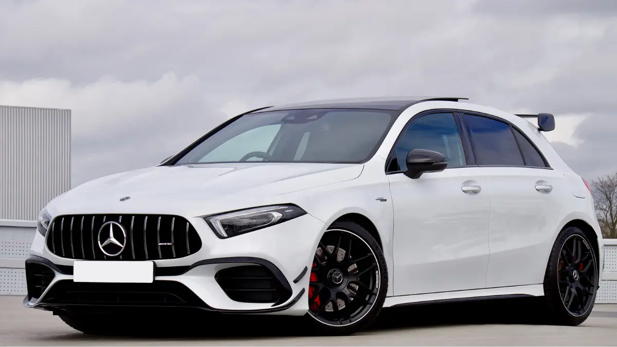Ilustrasi mobil matic (Mike Bird/Pexels)