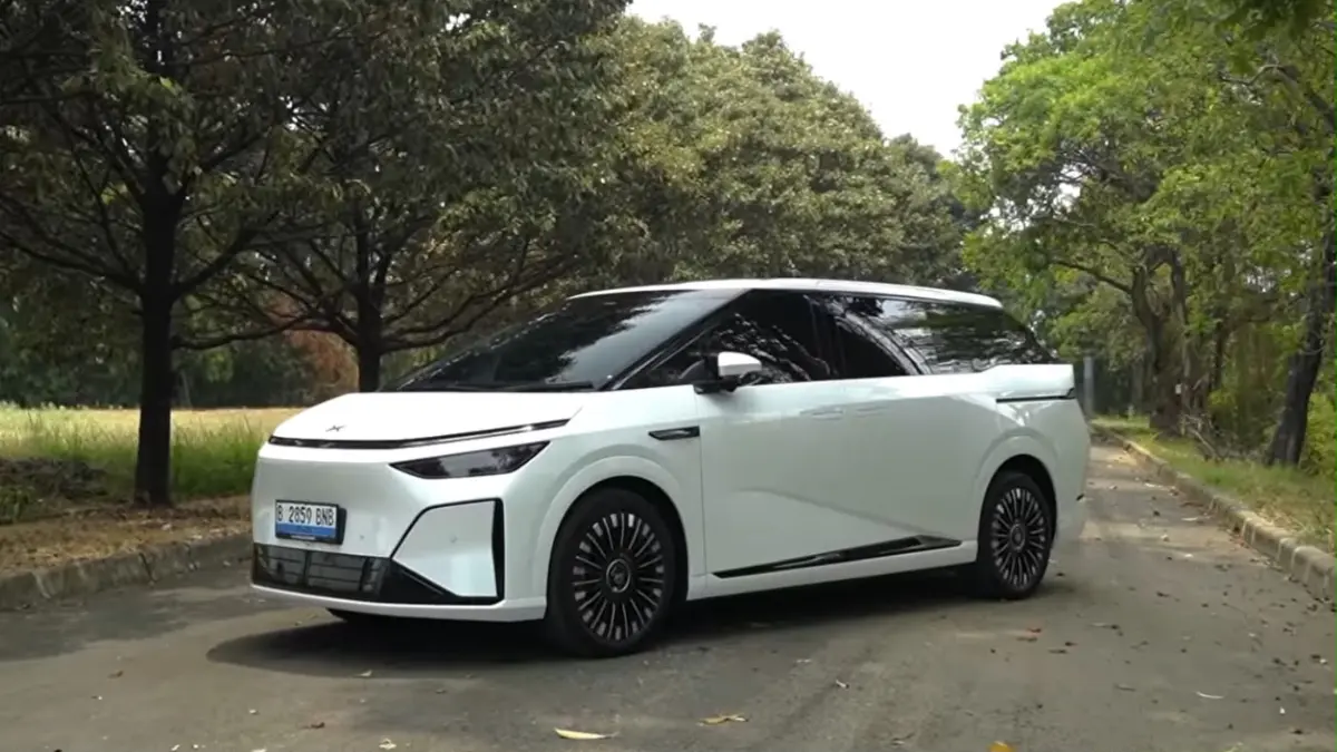 MPV listrik XPeng X9. Foto: YouTube Otodriver
