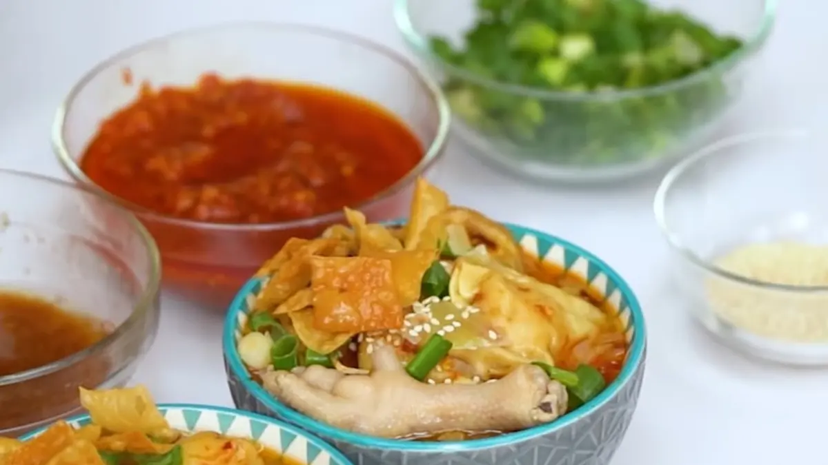 Pangsit rebus (YouTube Sobat Dapur)
