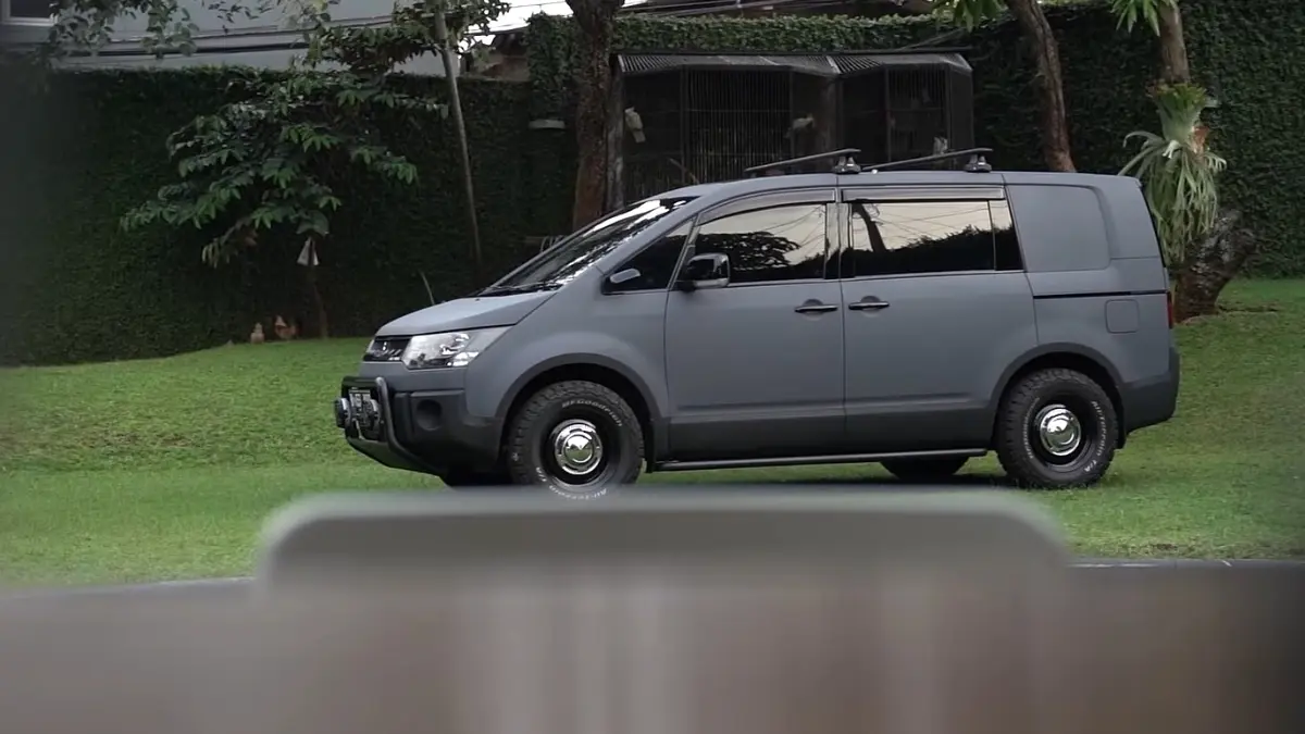 Mobil Mitsubishi Delica D5 (YouTube Wahyu Ekoo)