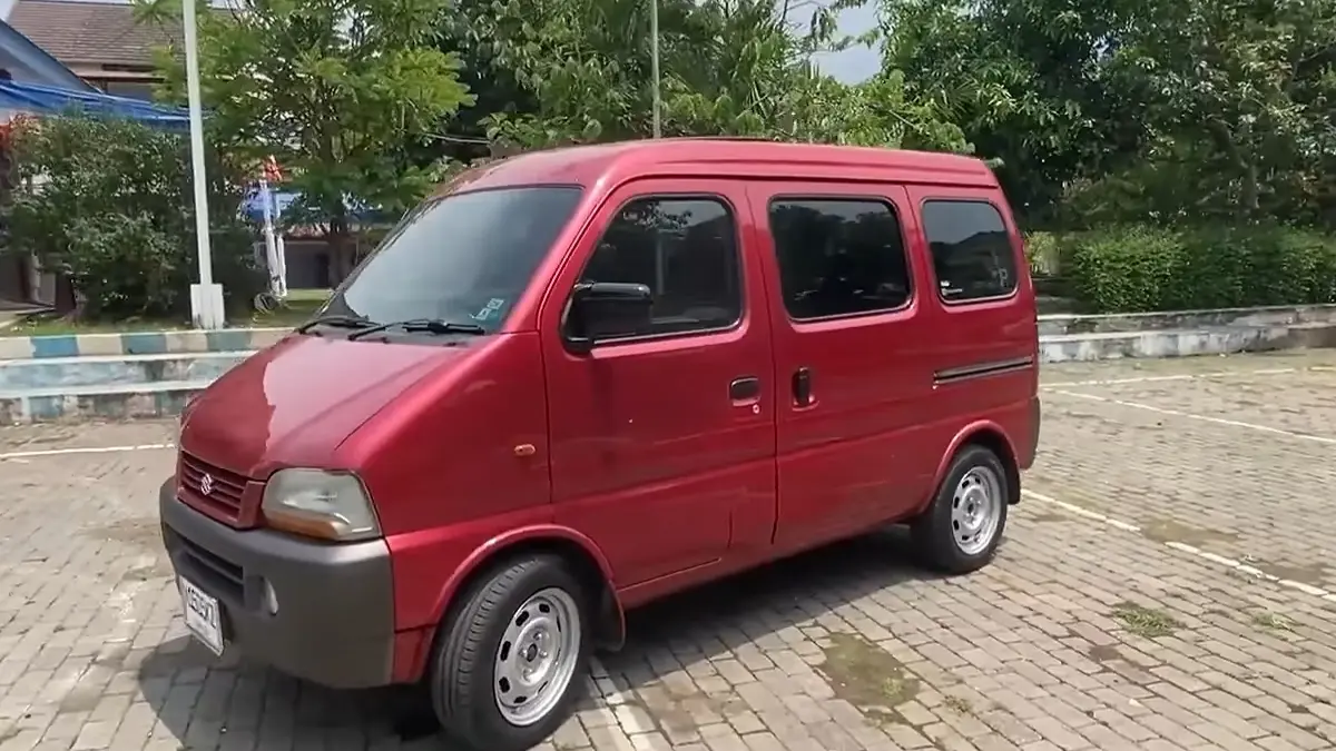 Mobil Suzuki Every (YouTube Wahyu Ekoo)