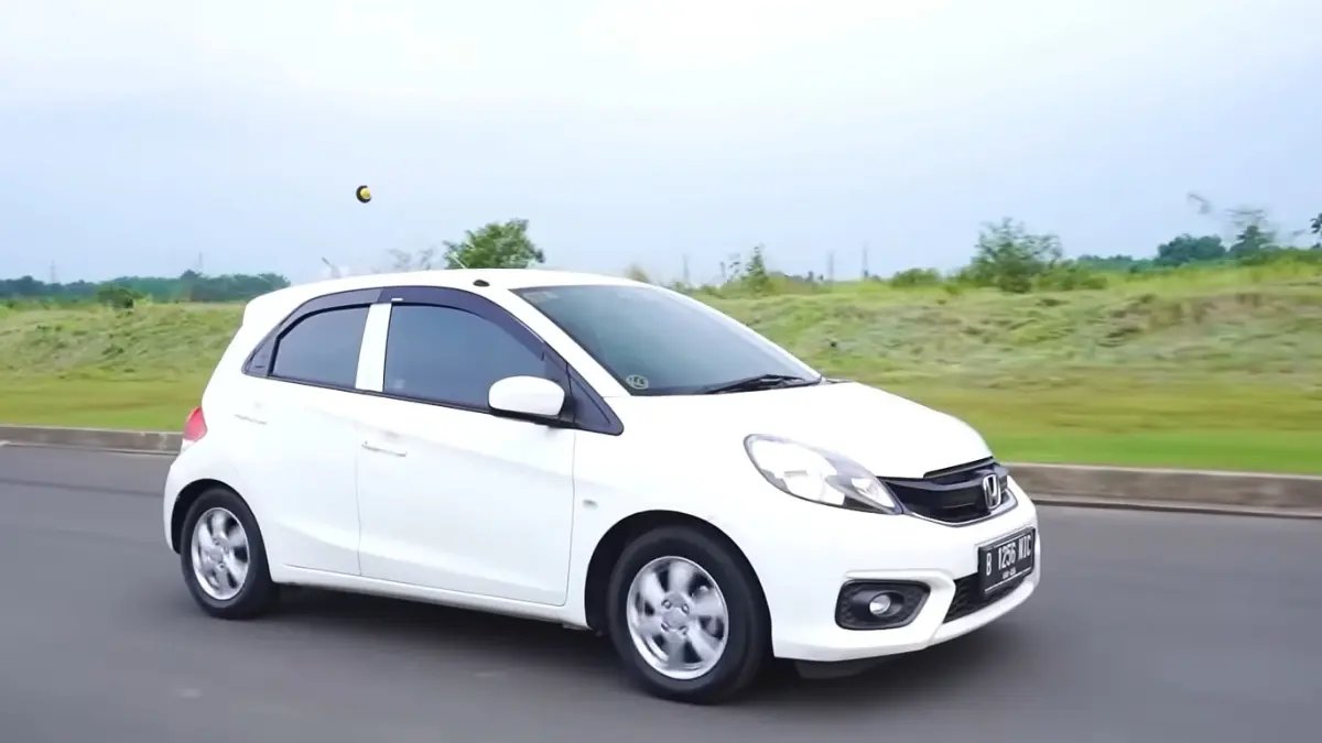 Mobil Mazda 3 hatchback (YouTube/Gridoto)