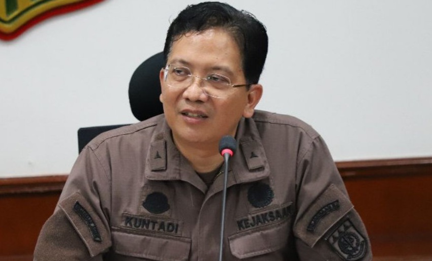 Direktur Penyidikan Jampidsus Kuntadi menyampaikan dugaan aktivitas peleburan emas ilegal yang dilakukan PT Antam.