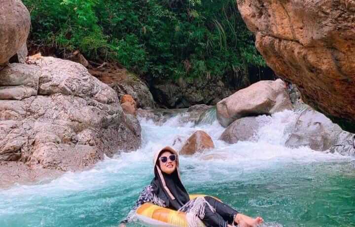 Curug Cibaliung Sentul, Bogor.