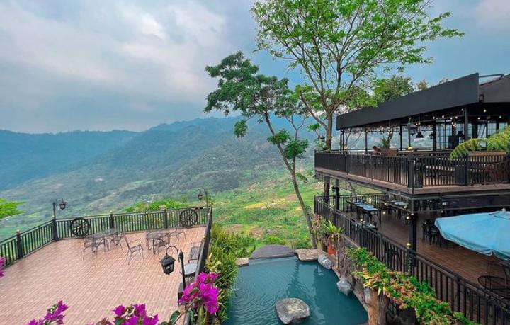 Edensor Hills Sentul Bogor.