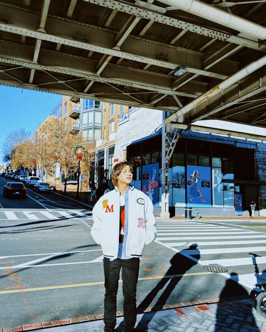 Haechan dikabarkan tengah menderita radang amandel. (sumber: Instagram @haechanahceah)