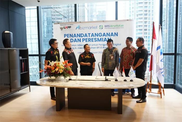 Penandatanganan kerja sama BPJS Kesehatan dan e-commerce mitra Toko Daring LKPP. (Istimewa)/sumber: jawapos.com
