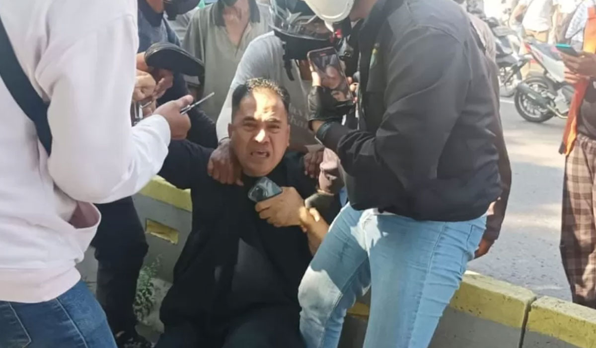 Penangkapan Saipul Jamil yang diduga membawa obat terlarang di Jalur Busway (Dok. Radar Bogor)
