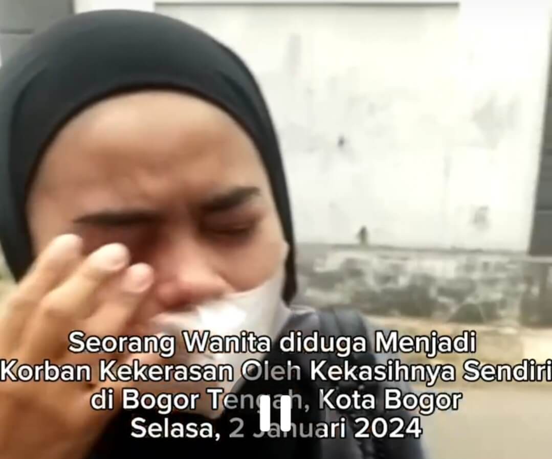 Seorang wanita diduga alami penganiayaan yang dilakukan tunangannya, hanya gara-gara foto mantan.