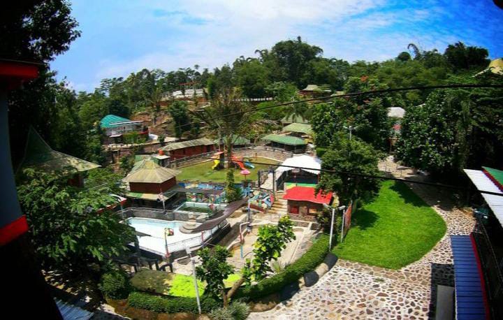 Telaga Malimping di Desa Ciadeg, Kecamatan Cigombong, Kabupaten Bogor, Jawa Barat. Foto IG TelagaMalimping