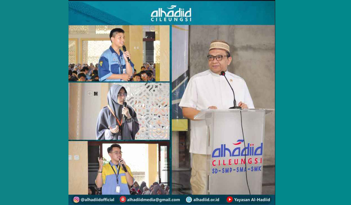 Wamenaker Afriansyah Noor ketika memberikan paparan di acara Sosialisasi Program Vokasi dan Siap Kerja di SMK Al-Hadid 1 Cileungsi Kabupaten Bogor, Jawa Barat, Jum