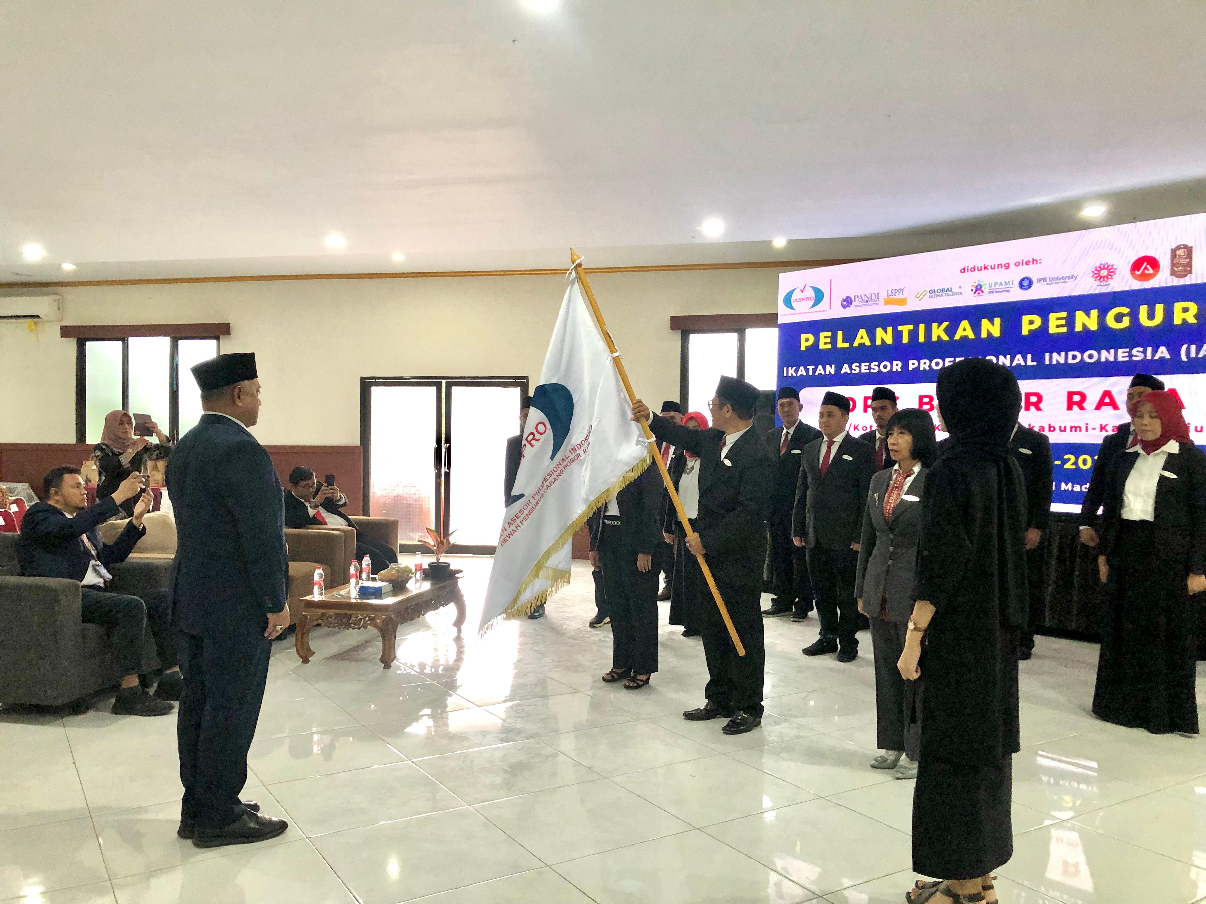 Ikatan Asesor Profesional Indonesia (IASPRO) Bogor Raya, meliputi Kabupaten dan Kota Bogor, Kabupaten dan Kota Sukabumi, juga Kabupaten Cianjur resmi dilantik.